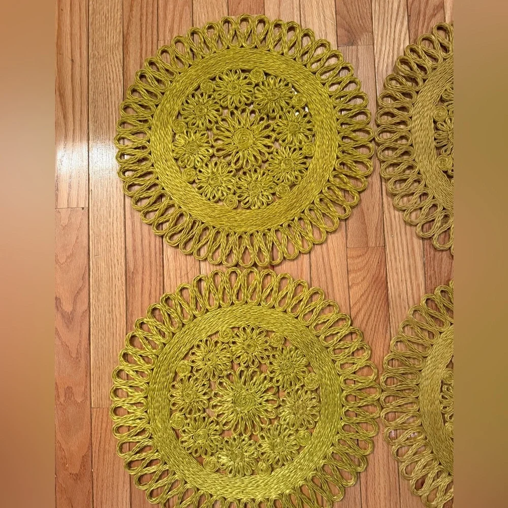 Set of Four VTG Green Crochet Raffia Chartreuse Placemats